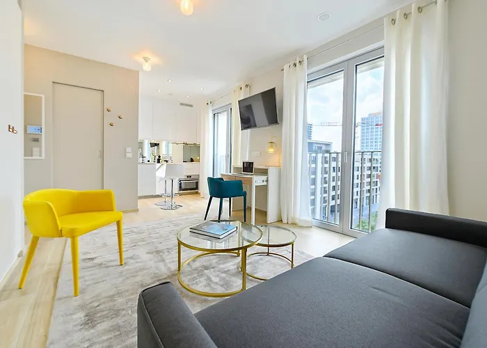 Luxury Flat In Gasperich Near Deloitte, Pwc Διαμέρισμα